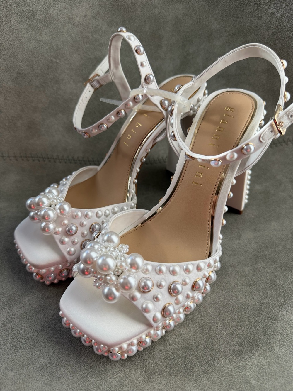 NWT Gianni Bini Hazell Pearl Embellished Ankle Wrap Platform Sandals Sz 9 - Picture 9 of 12